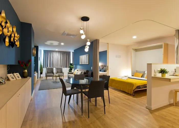 Abbey Apartments City Center II