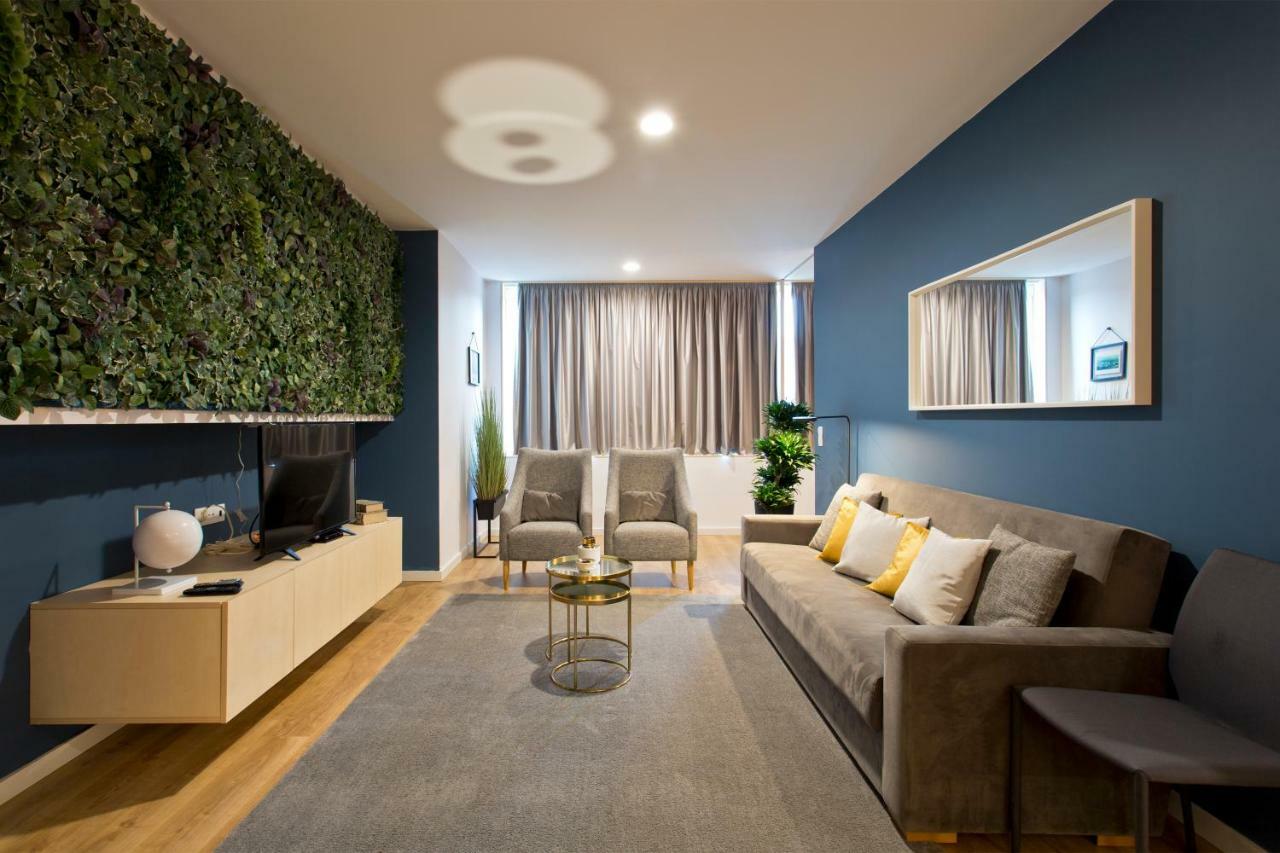 Abbey Center Ii Apartment